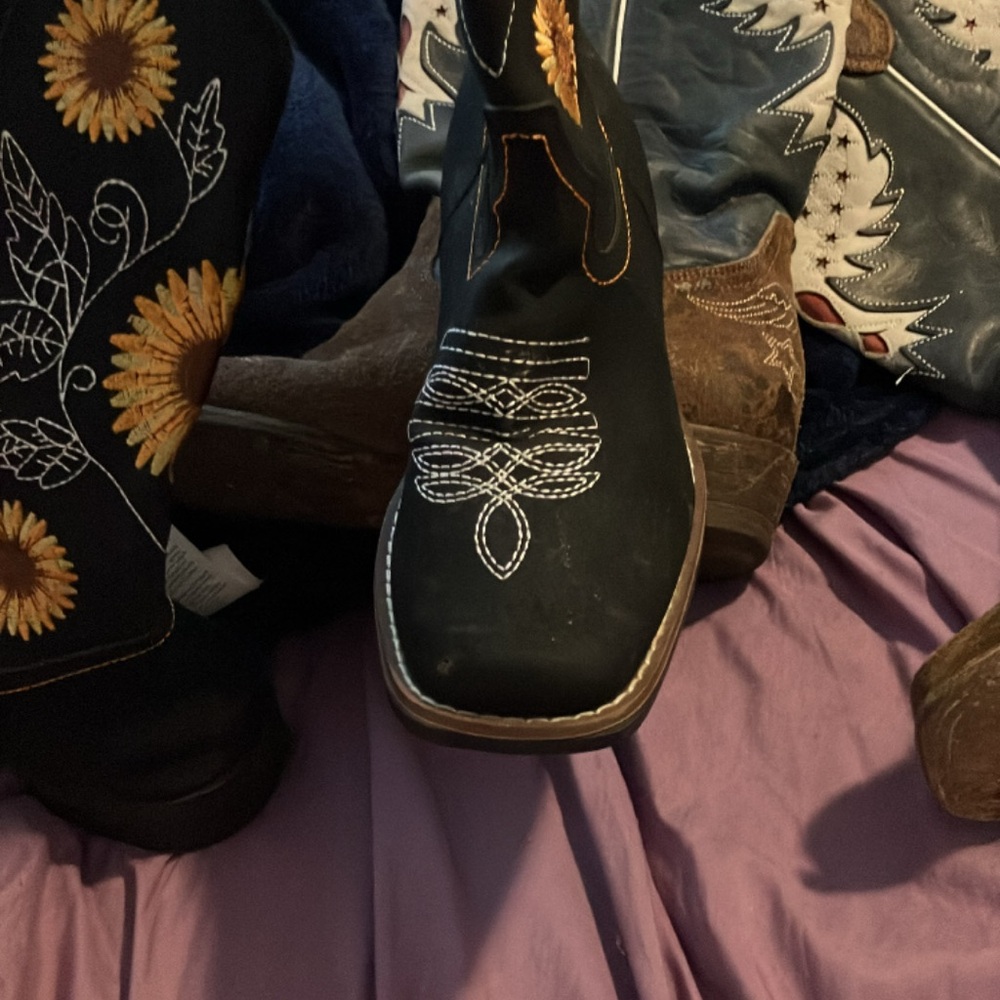 & Other Stories Black and Yellow Embroidered Boots